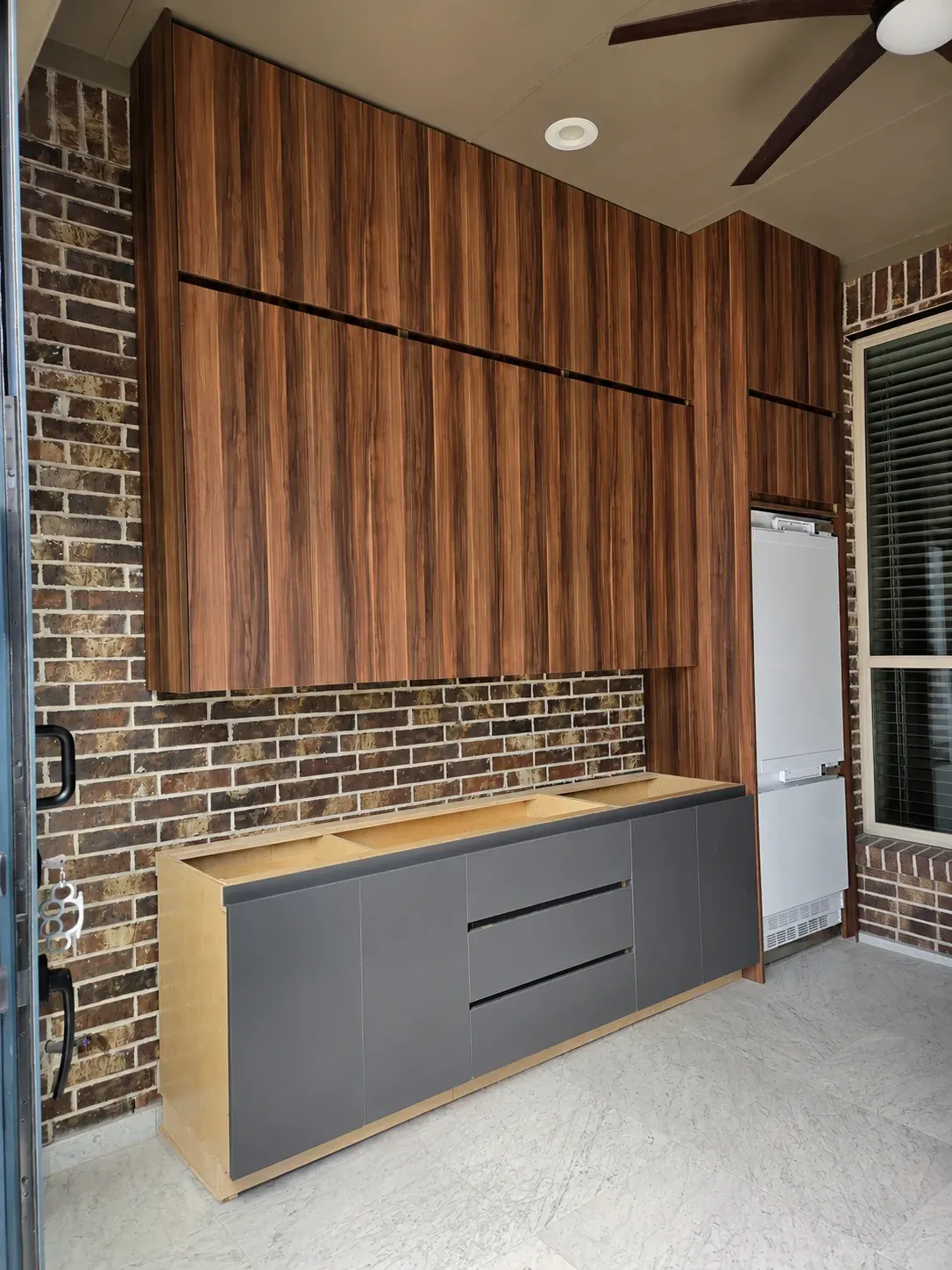 Outdoor Patio Bar, view 2